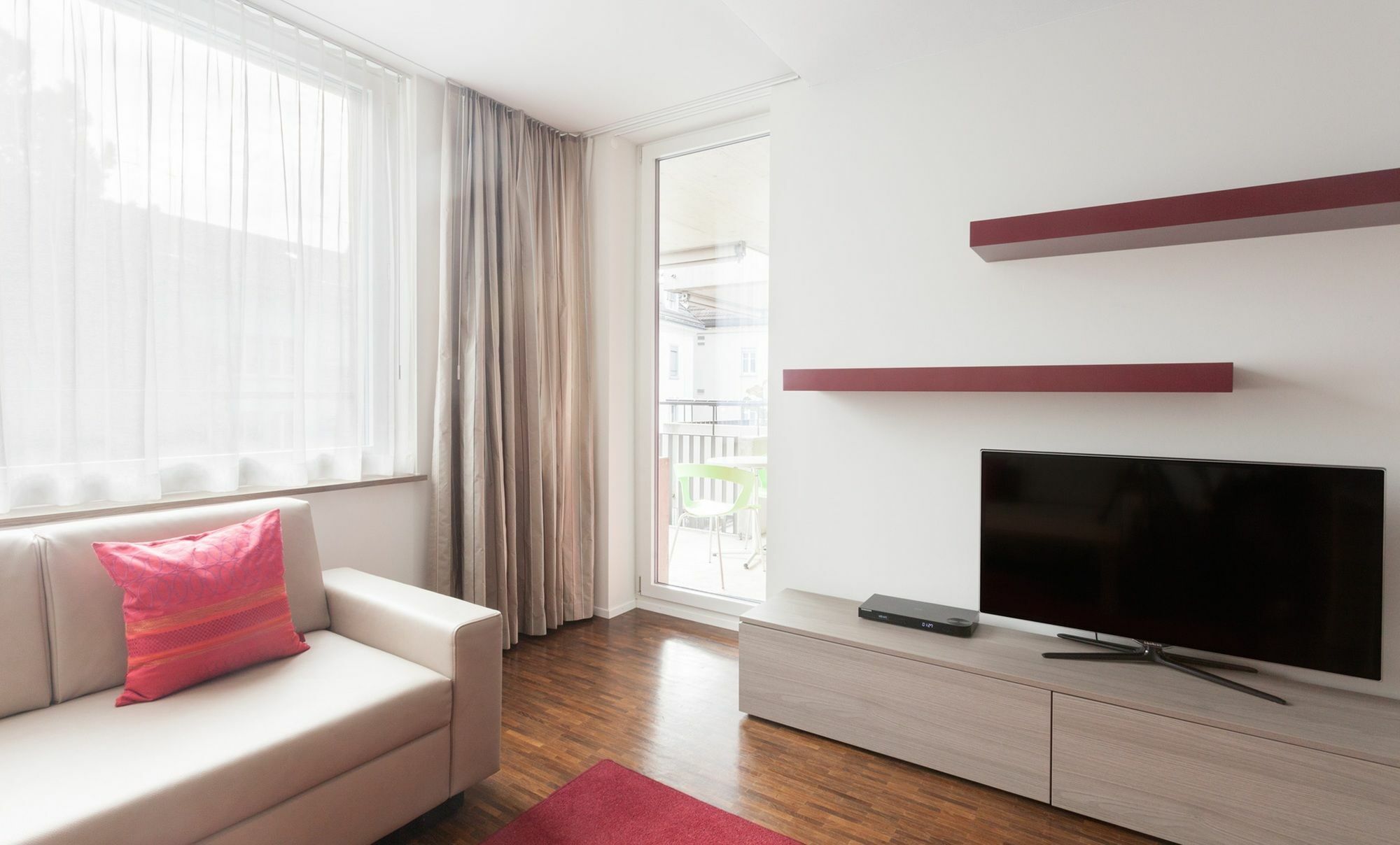 Apartemen Ema House Serviced Seefeld